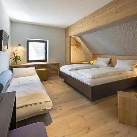 Jauch's Loewen Hotel-restaurant 3* Neuershausen