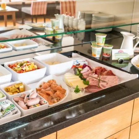 Jauch's Loewen Hotel-restaurant Neuershausen