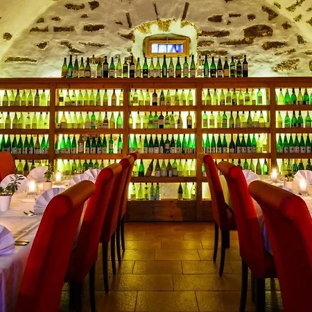 Jauch's Loewen Hotel-restaurant ホテル Neuershausen