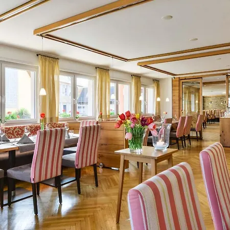 Hotel Jauch's Loewen Hotel-restaurant Neuershausen