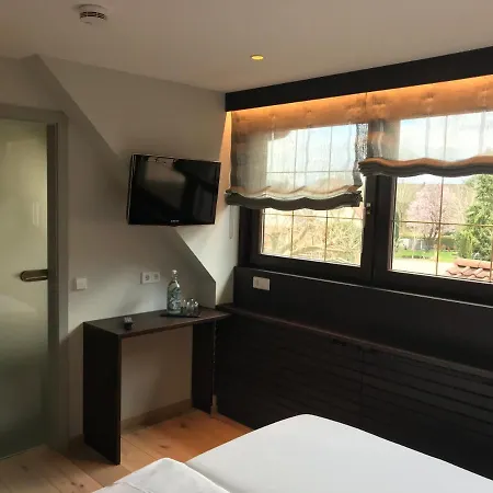 Jauch's Loewen Hotel-restaurant Hotel 3*